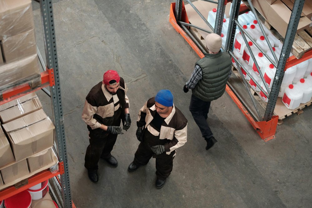 wearhouse logistics industry